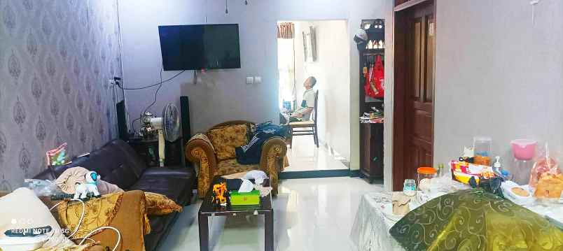 dijual rumah jl kolonel sugiono komplek