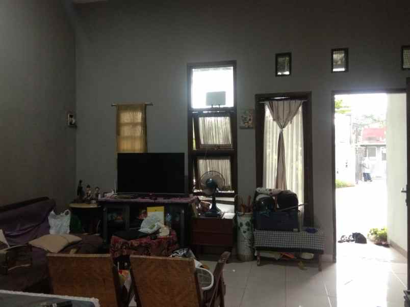 dijual rumah jl kp mampang kec pancoran