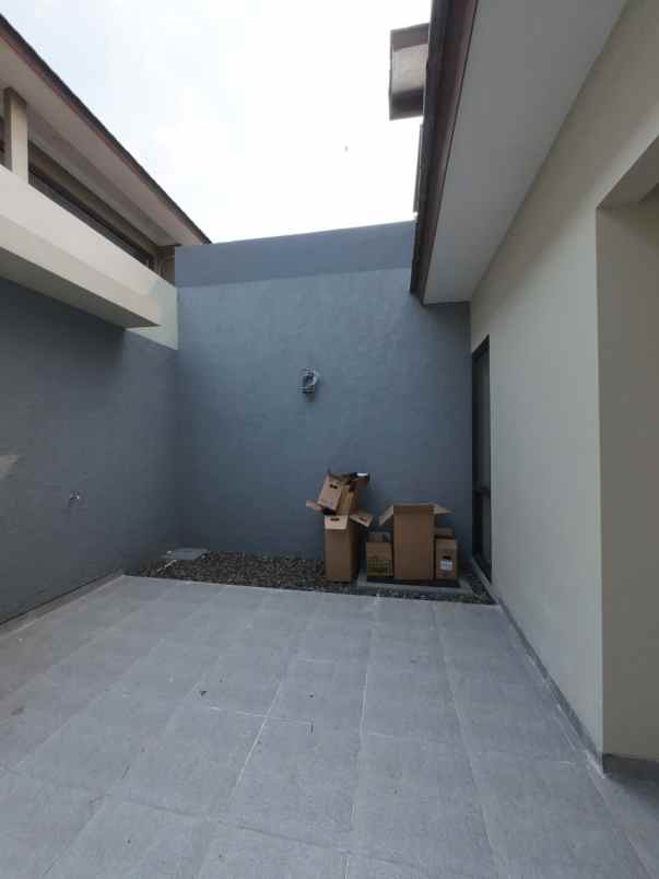 dijual rumah jl kp pajeleran gn sukahati