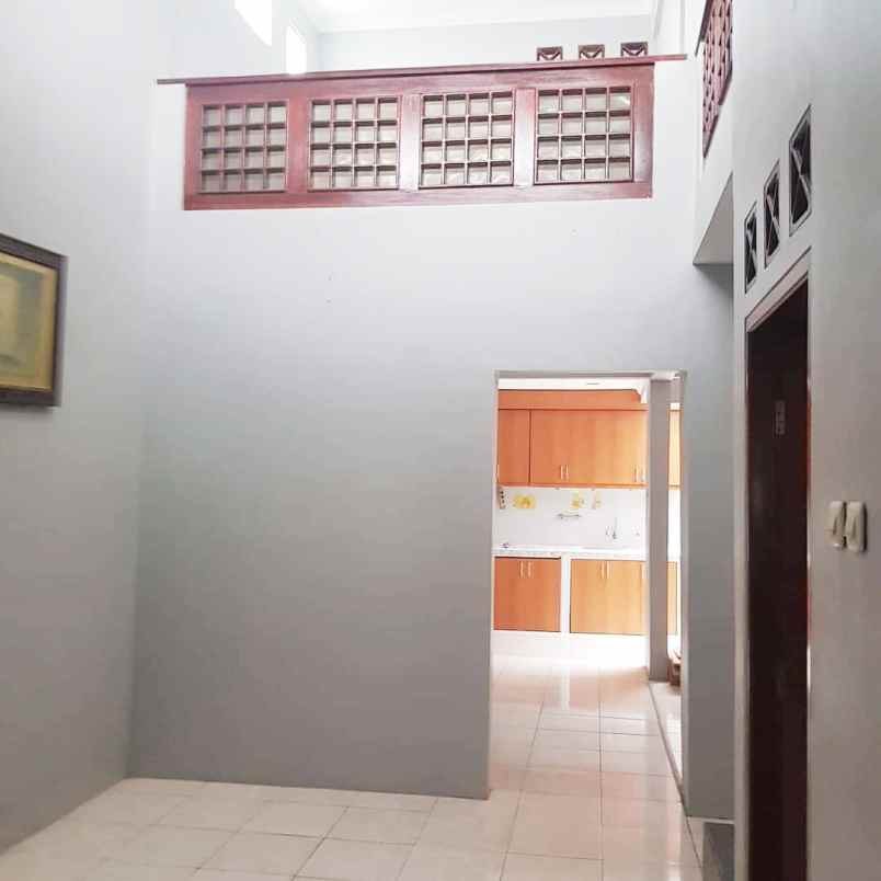 dijual rumah jl lamandau v kel