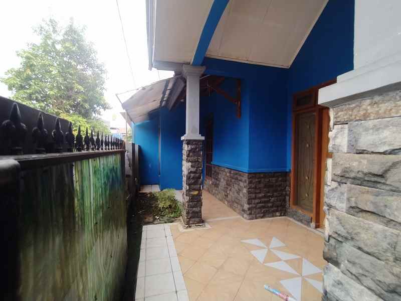 dijual rumah jl manggis raya rangkapan