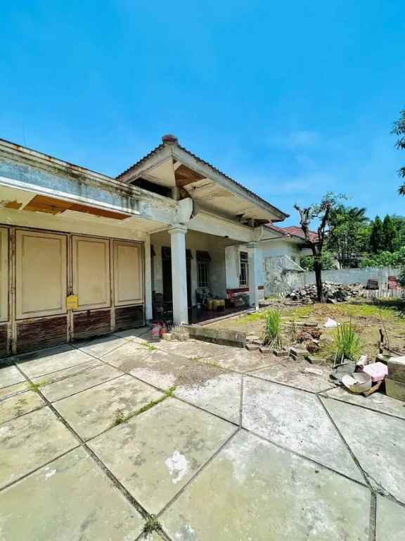 dijual rumah jl manyar indah