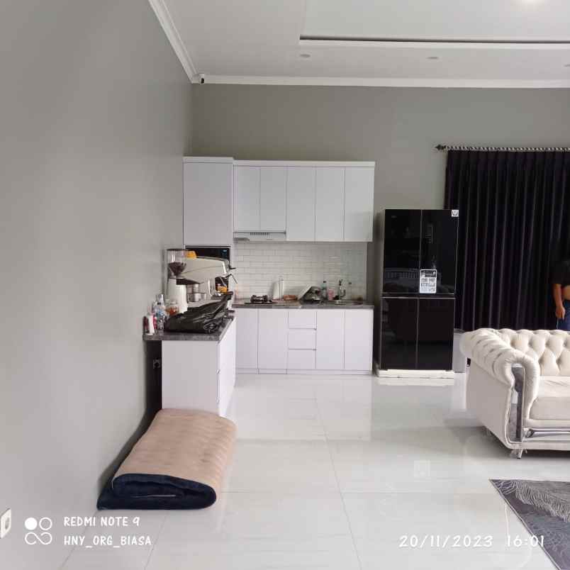 dijual rumah jl otsita tarogong kidul garut