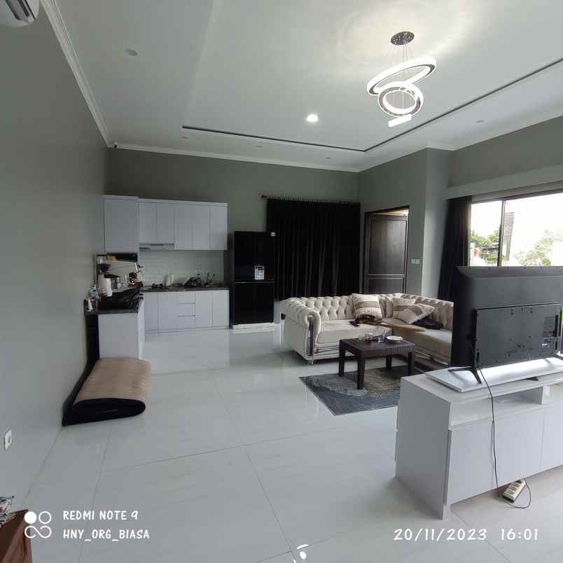 dijual rumah jl otsita tarogong kidul garut