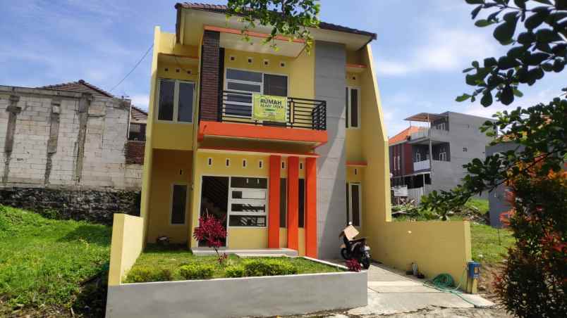 dijual rumah jl pahlawan balearjosari