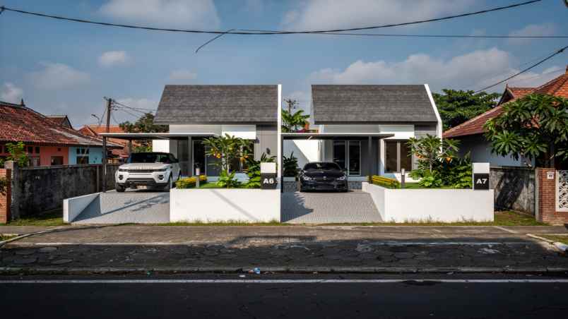 dijual rumah jl parakanmuncang