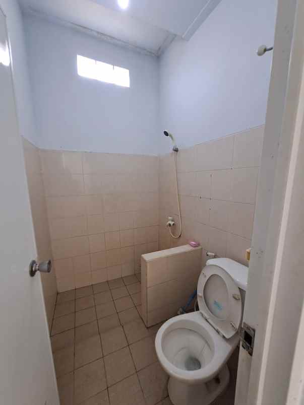 dijual rumah jl pekapuran