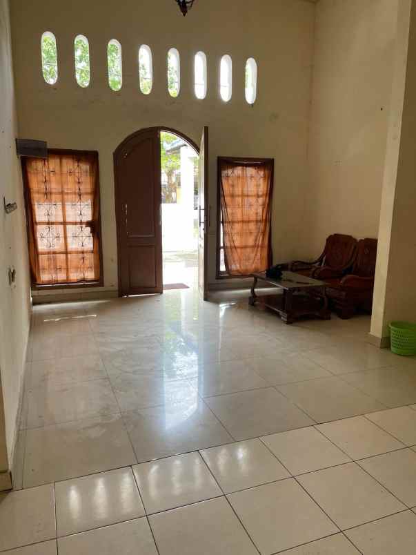 dijual rumah jl pondok kelapa duren