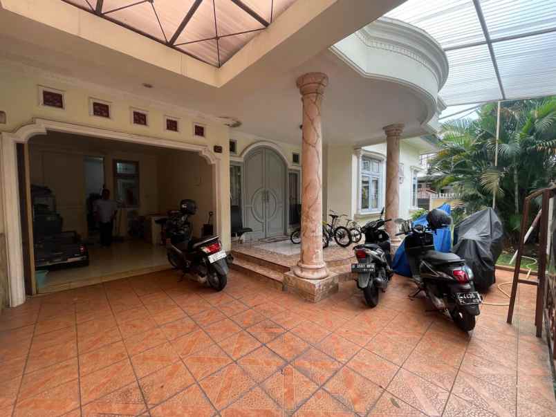 dijual rumah jl pondok kelapa duren