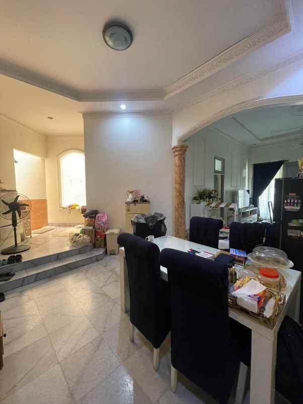 dijual rumah jl pondok kelapa duren