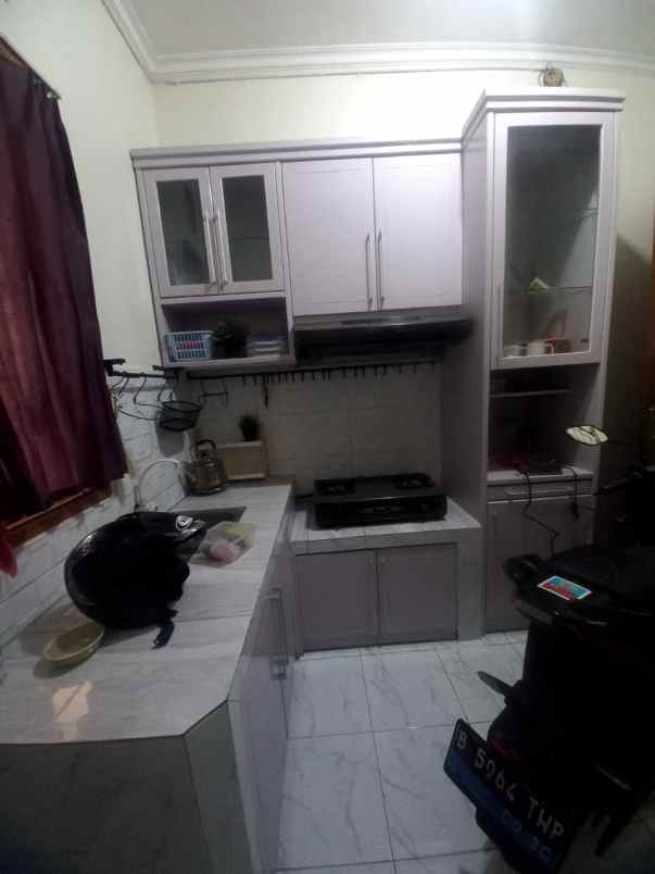 dijual rumah jl pondok kelapa duren