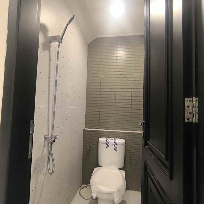 dijual rumah jl rawamangun jakarta timur