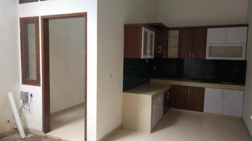 dijual rumah jl reog turangga bandung