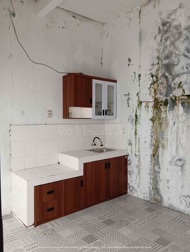 dijual rumah jl sariwangi regency