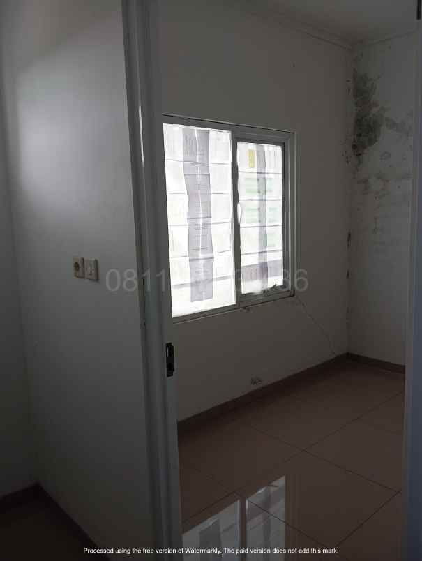 dijual rumah jl sariwangi regency