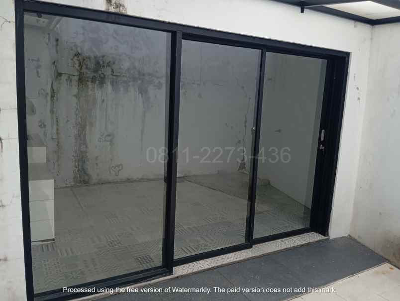 dijual rumah jl sariwangi regency