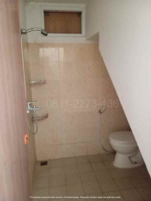 dijual rumah jl sariwangi regency