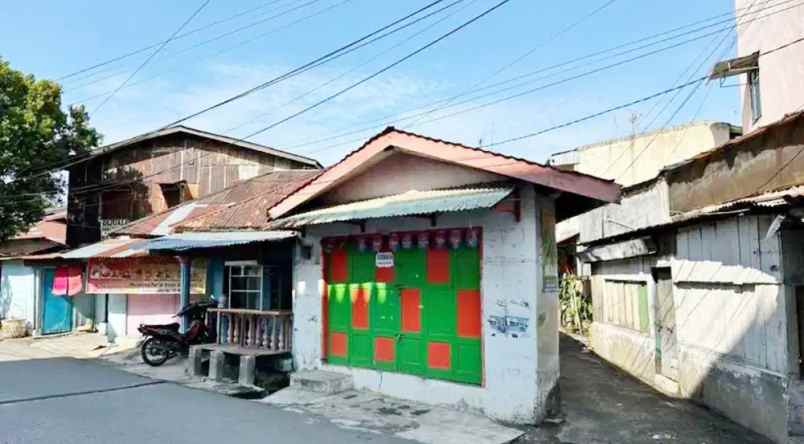 dijual rumah jl sentosa lama kel sei