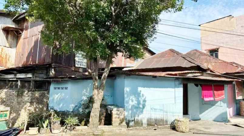 dijual rumah jl sentosa lama kel sei