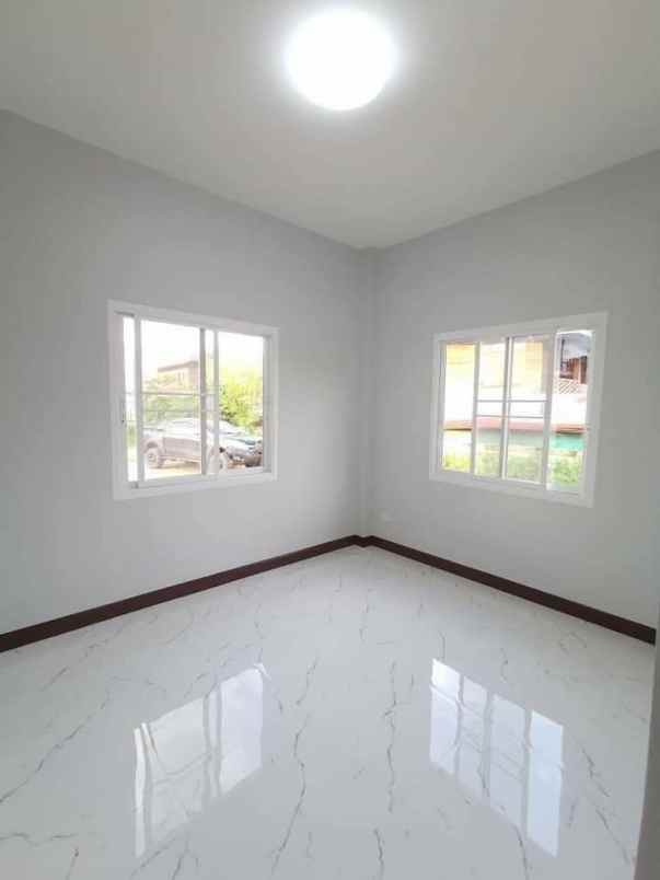 dijual rumah jl singgalang