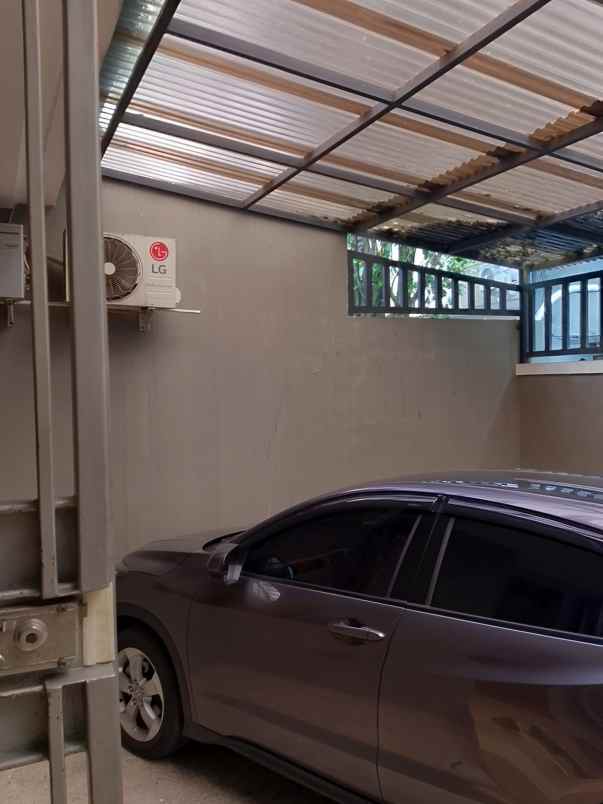 dijual rumah jl sitrus babakan jeruk i