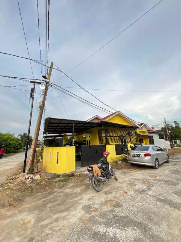 dijual rumah jl tengku bey