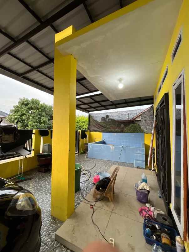 dijual rumah jl tengku bey