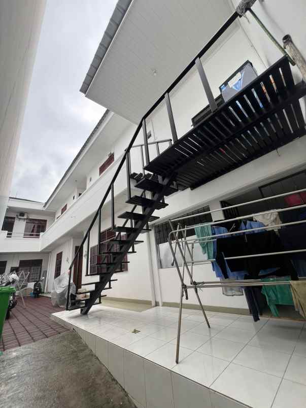 dijual rumah jl ulujami gg pancoran no