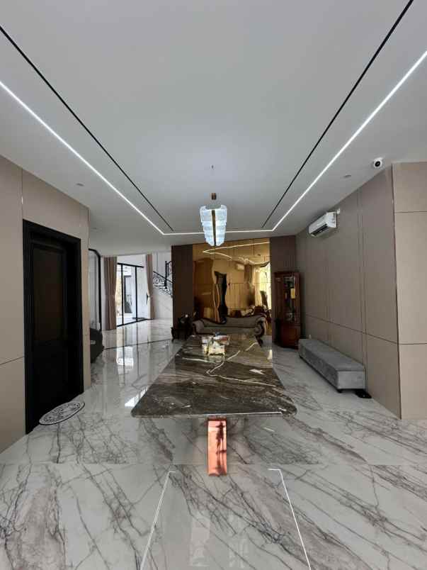 dijual rumah jl ulujami gg pancoran no