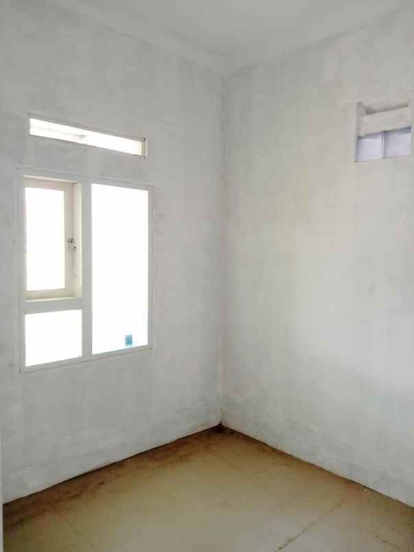 dijual rumah jln cicukang indah mekar