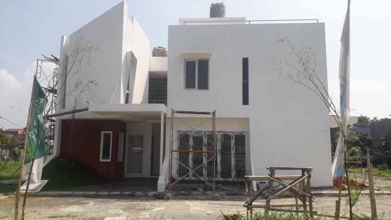 dijual rumah jln merpati raya kel sawah