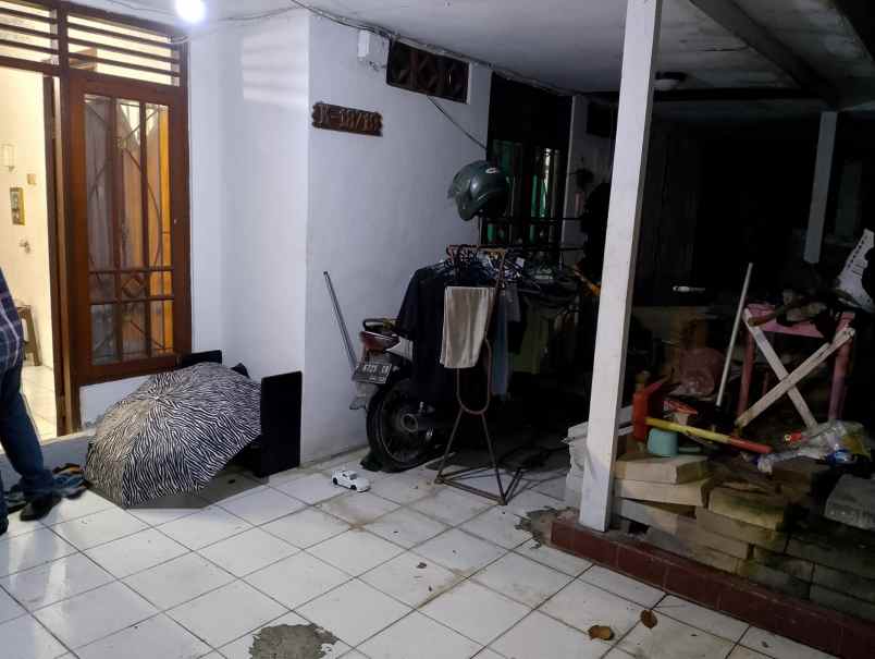 dijual rumah joglo
