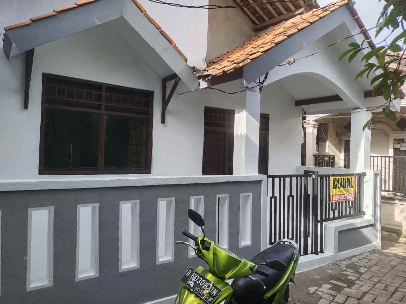 dijual rumah kampung kelapa rt 03 rw 03