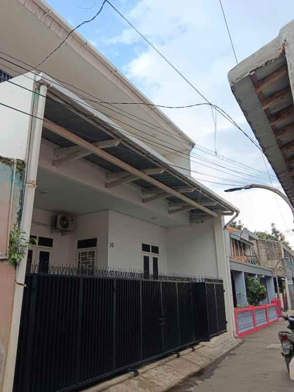 dijual rumah kawaluyaan