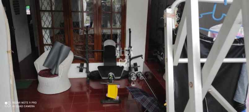 dijual rumah kebayoran lama