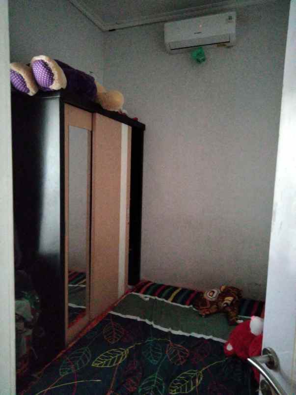 dijual rumah kec cilodong kota depok