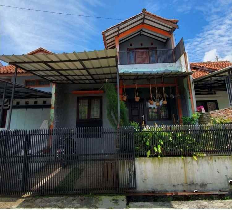 dijual rumah kec parongpong