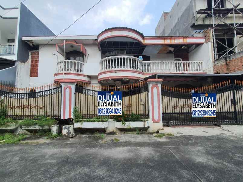 dijual rumah kelapa gading