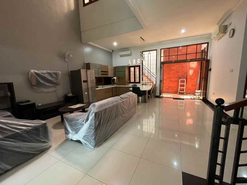 dijual rumah kelapa puan kelapa gading