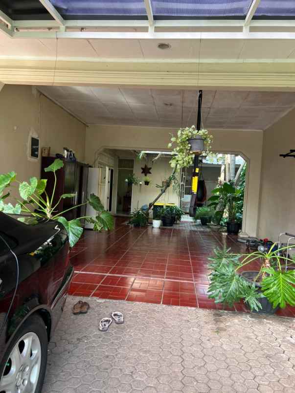 dijual rumah kemang