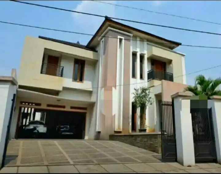 dijual rumah kemang pratama bojong
