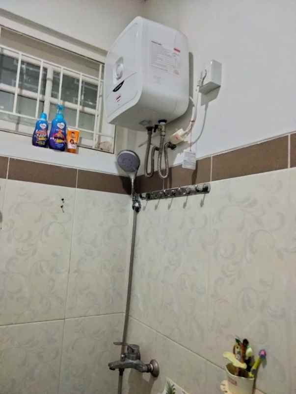 dijual rumah ketintang permai