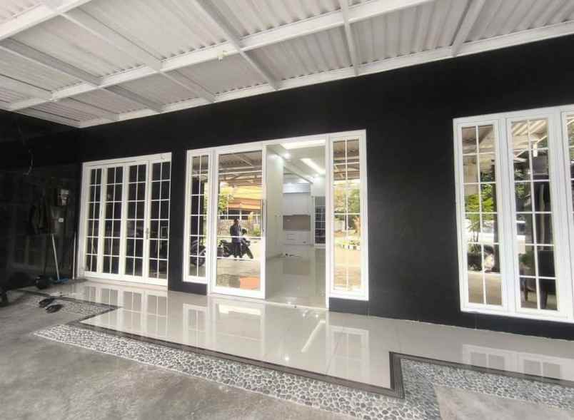 dijual rumah ketintang permai