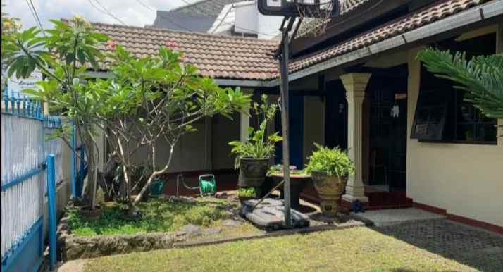 dijual rumah kinanti martanegara