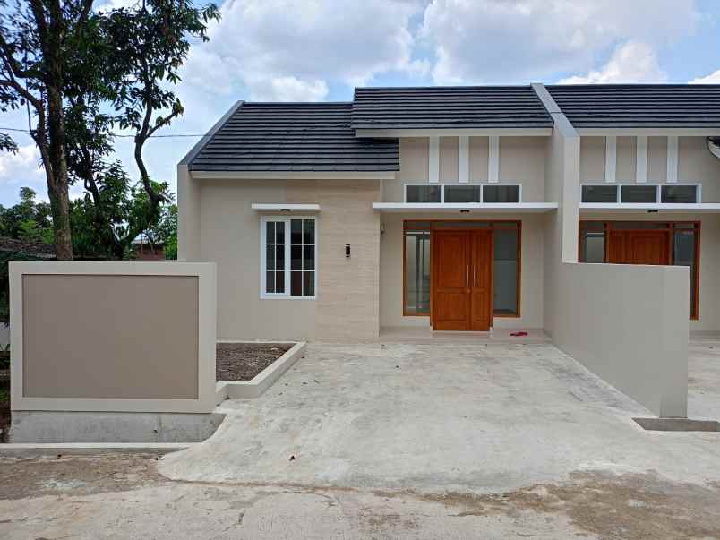 dijual rumah komp sukaasih ujungberung