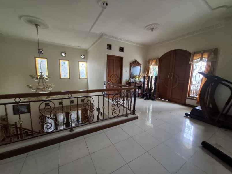dijual rumah komplek cibabat cimahi