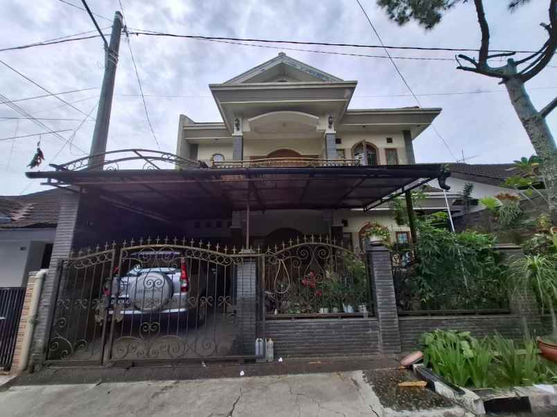 dijual rumah komplek cibabat cimahi