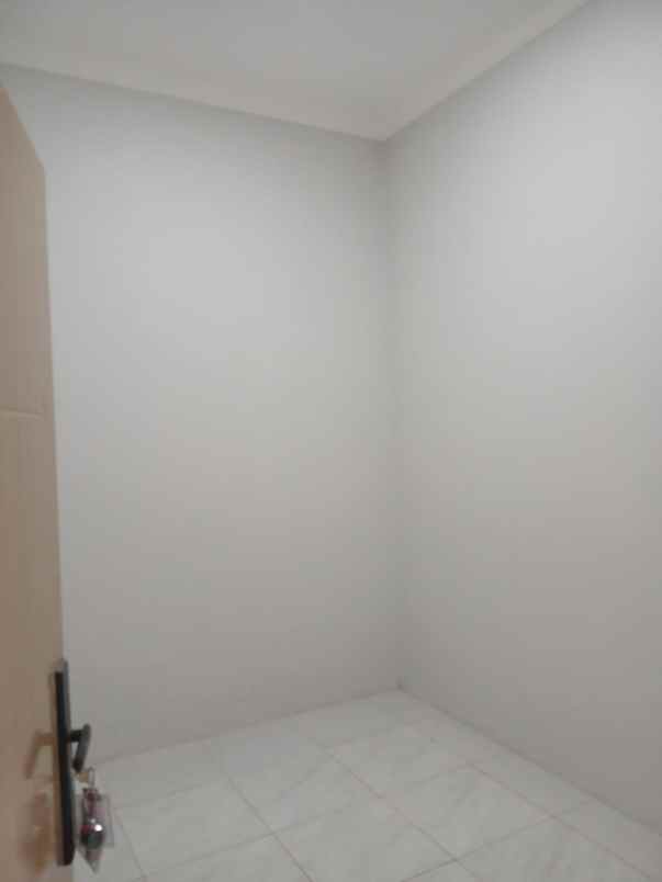 dijual rumah komplek cijambe