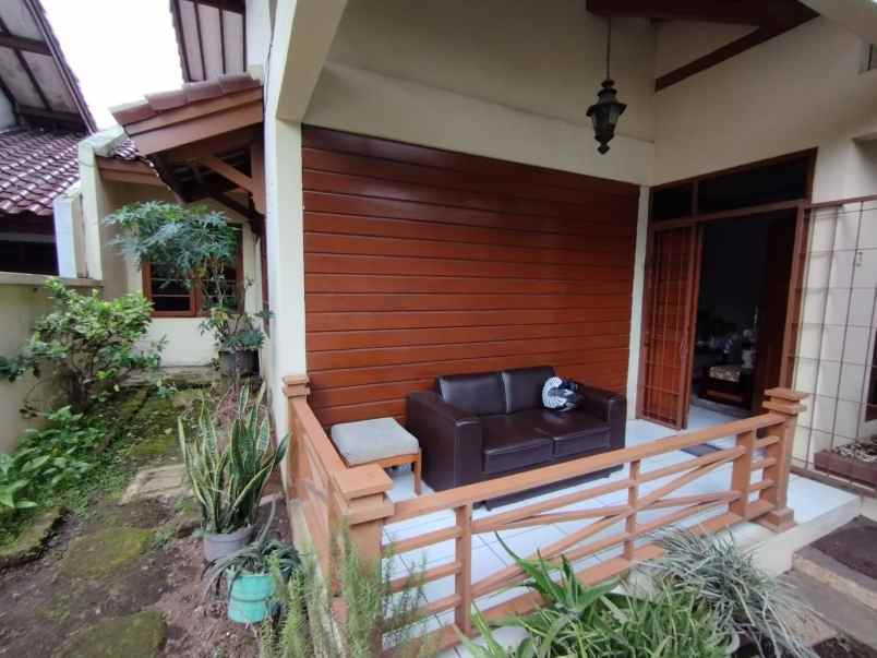 dijual rumah komplek cipta graha gunung