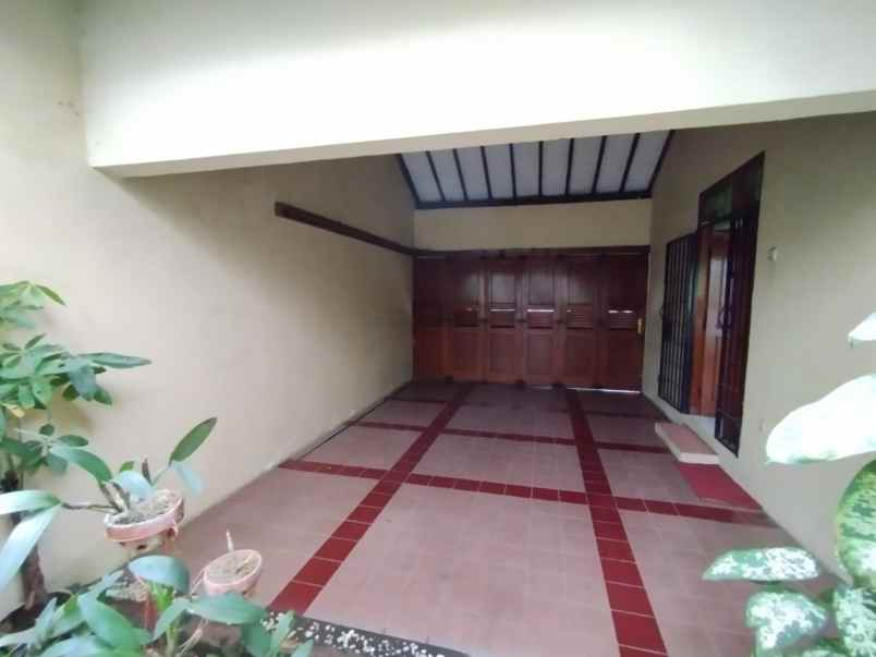 dijual rumah komplek cipta graha gunung